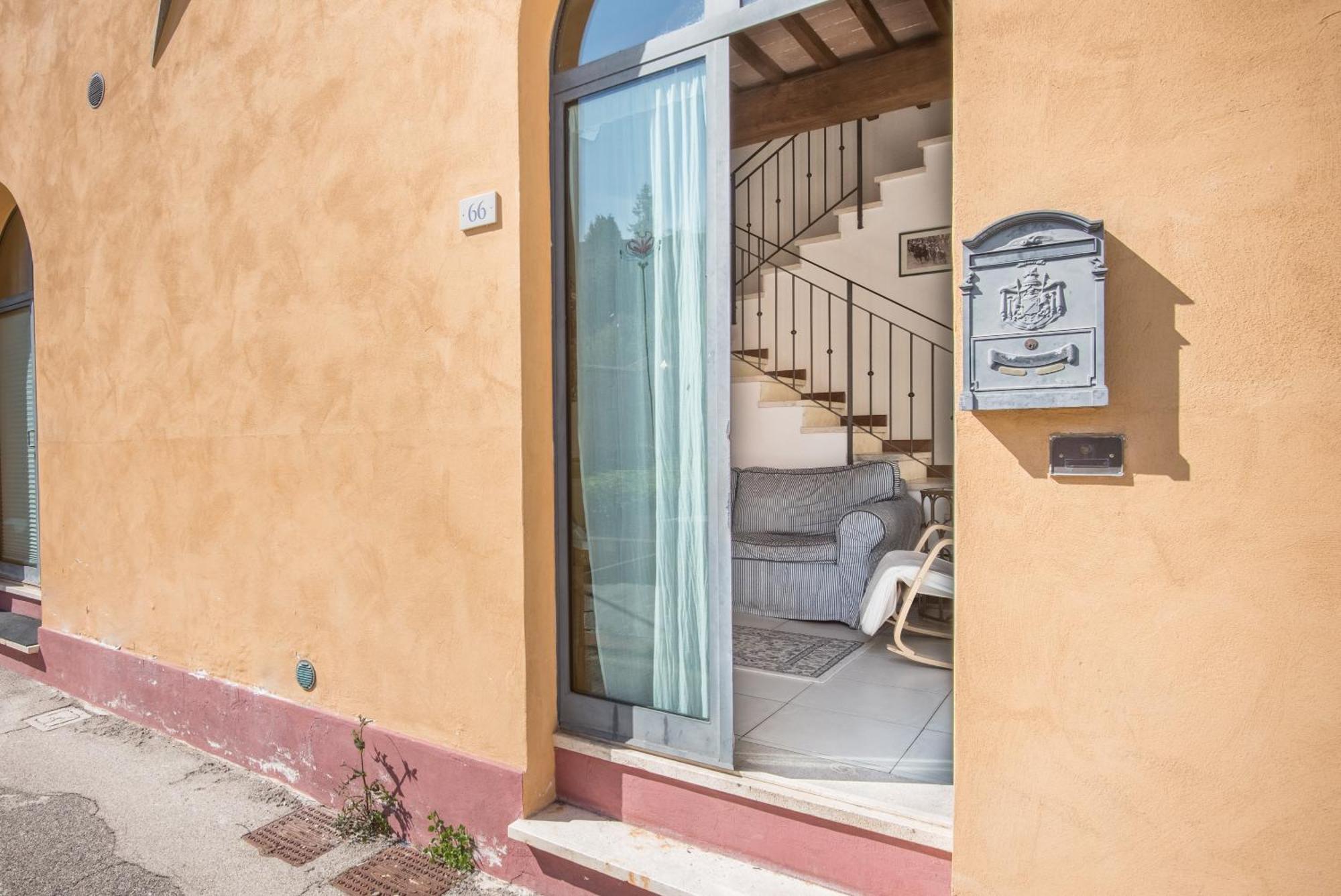 Secret Garden Siena Villa ภายนอก รูปภาพ