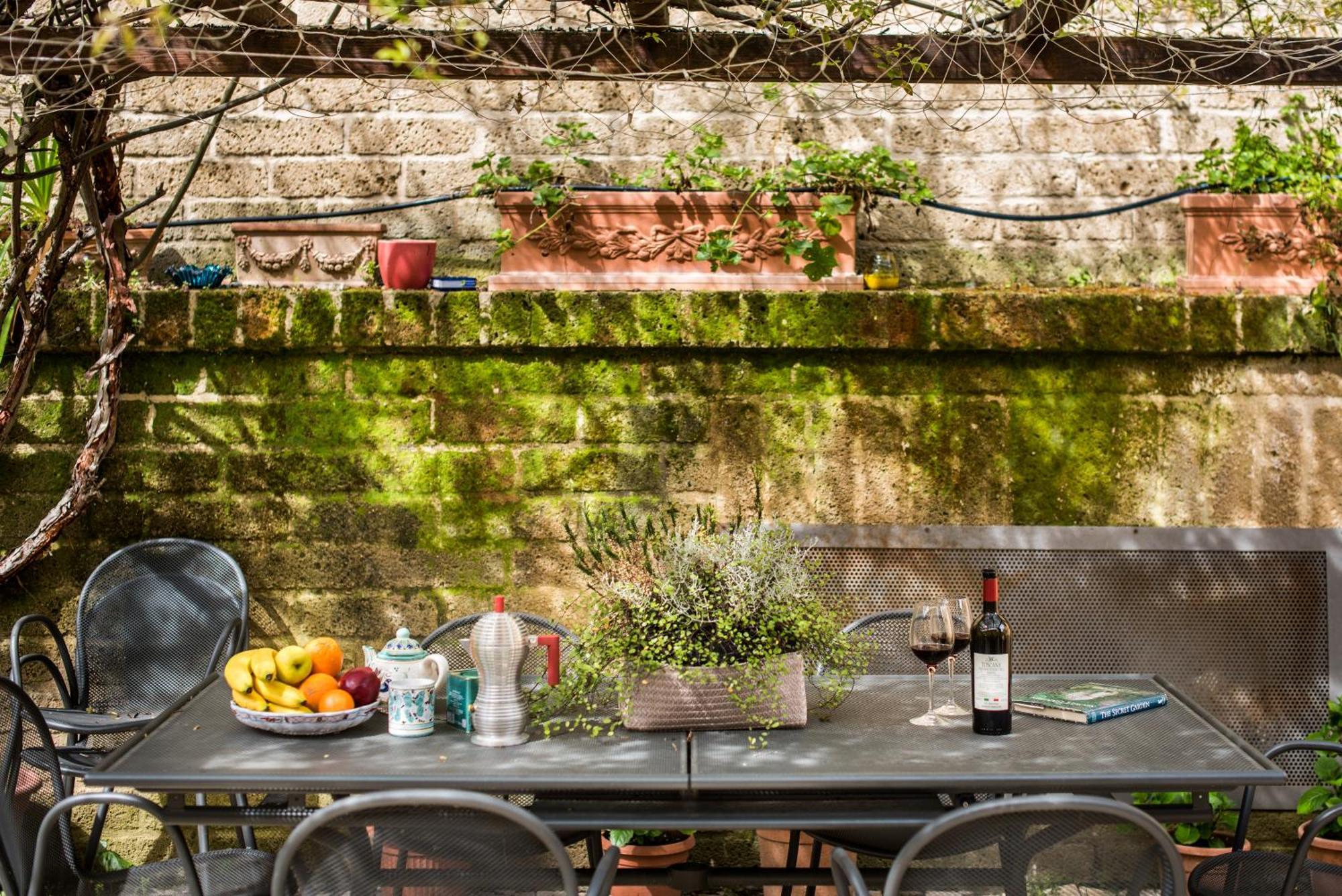 Secret Garden Siena Villa ภายนอก รูปภาพ