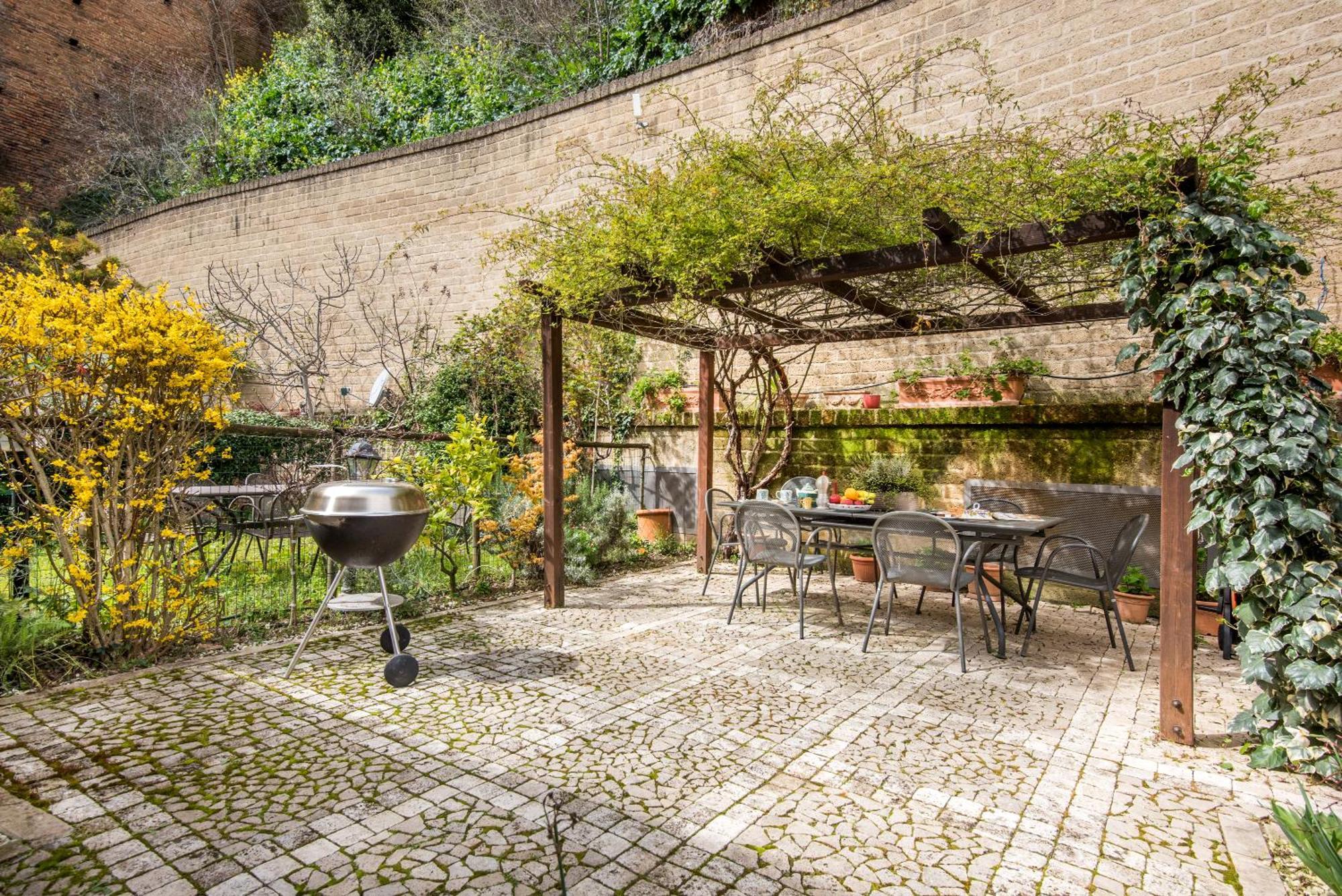 Secret Garden Siena Villa ภายนอก รูปภาพ