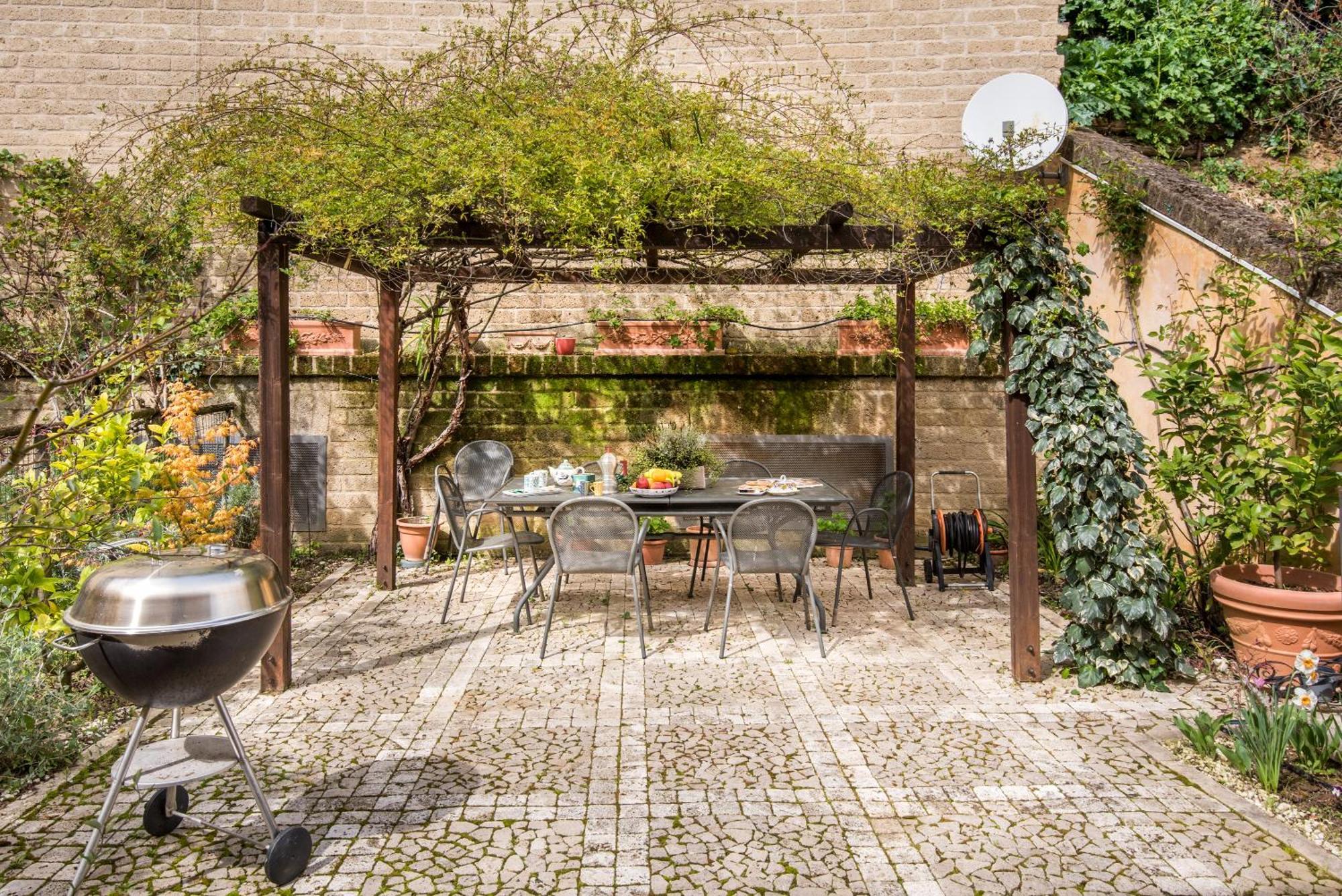 Secret Garden Siena Villa ภายนอก รูปภาพ